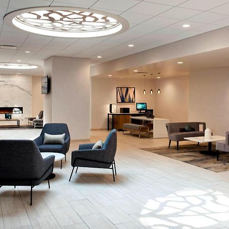 Delta Hotels By Marriott Utica Exteriér fotografie