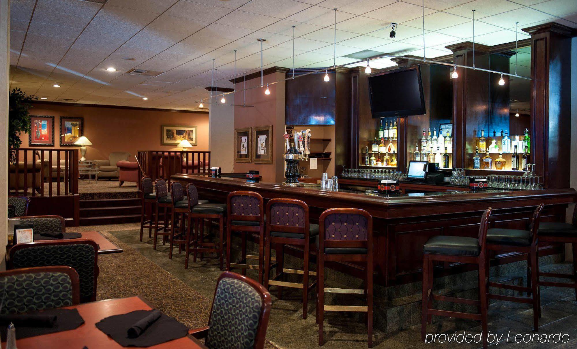 Delta Hotels By Marriott Utica Exteriér fotografie
