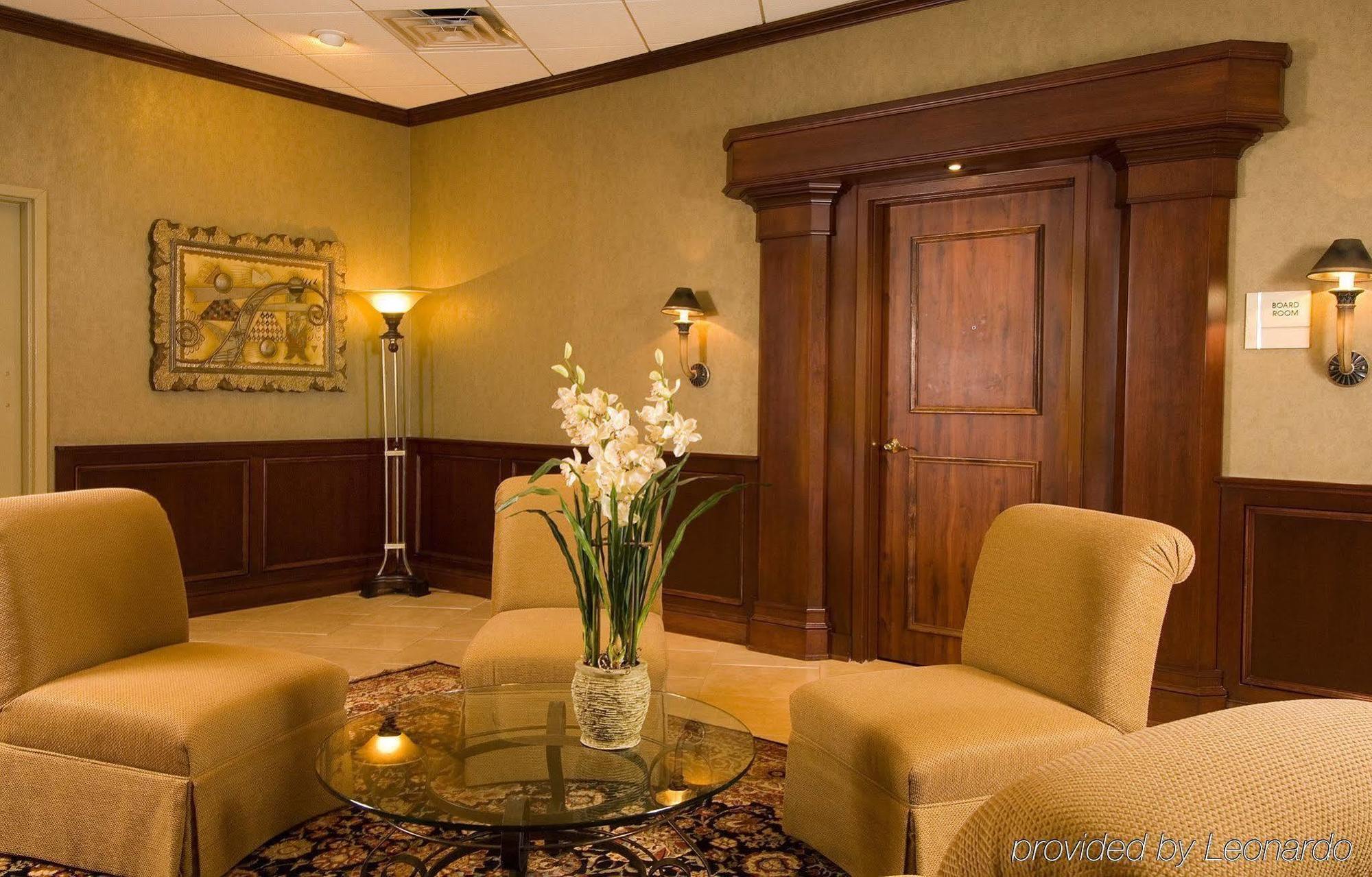 Delta Hotels By Marriott Utica Exteriér fotografie