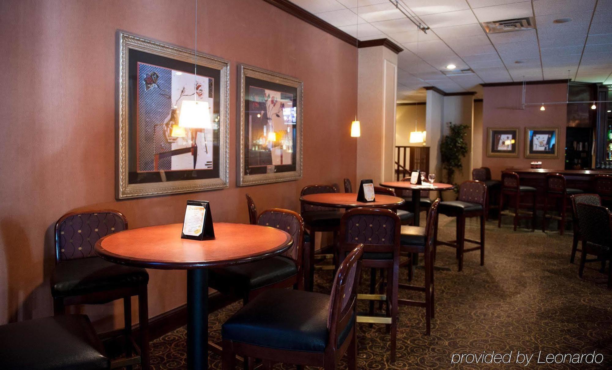 Delta Hotels By Marriott Utica Exteriér fotografie